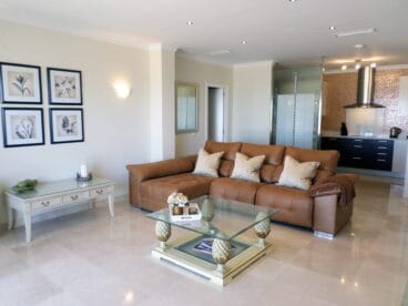 Salón en vivienda Promociones Denia