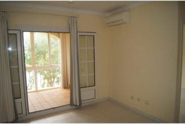 Apartamento de una habitación con terraza acristalada – Javea Houses Inmobiliaria