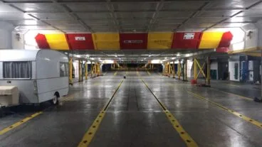 Bodega del ferry de baleària