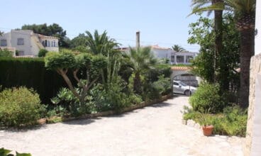 Chalet en venta en Jávea con espacio para varios coches- Terramar Costa Blanca