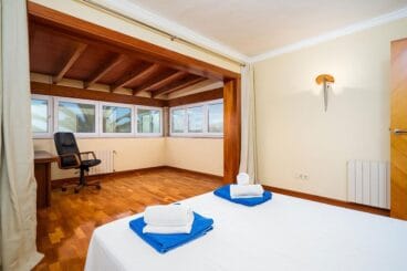 Chalet para grupos – Aguila Rent a Villa