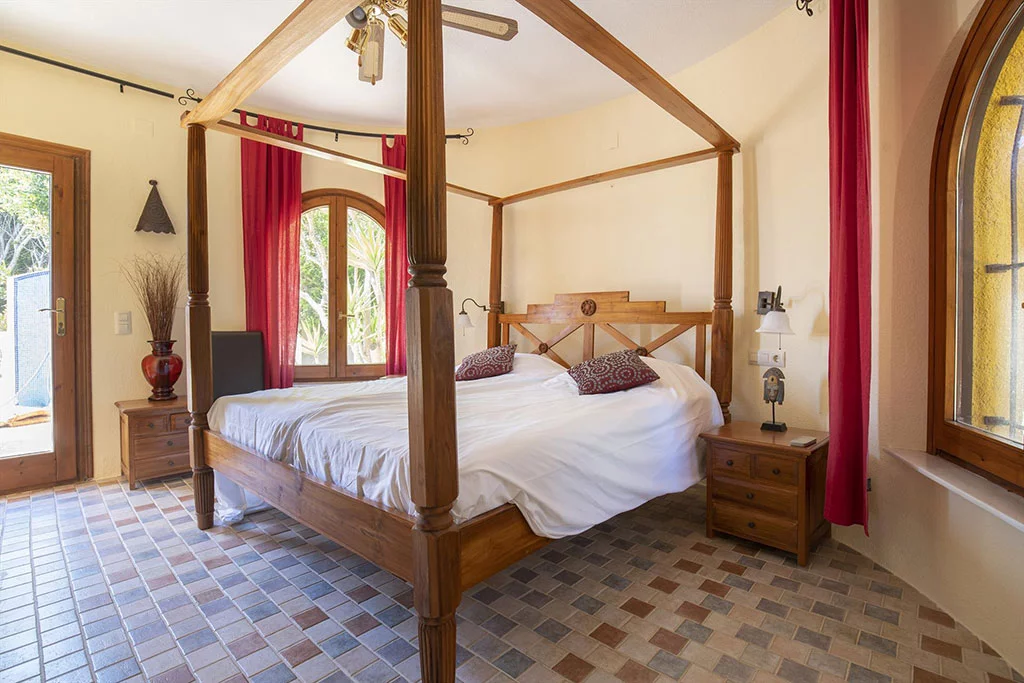 Casa con tres habitaciones para vacaciones – Quality Rent a Villa