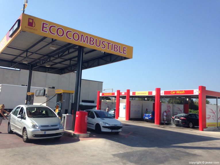 Exterior de la Gasolinera Ecocombustible