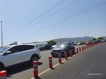 Largas colas salida AP 7