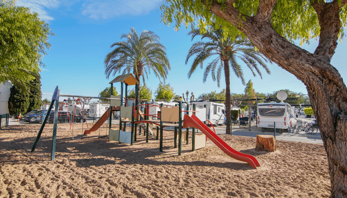 Camping con parque infantil en Jávea