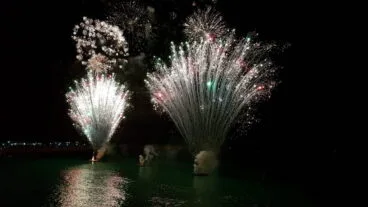 Castillo de fuegos artificiales acuático de Xàbia