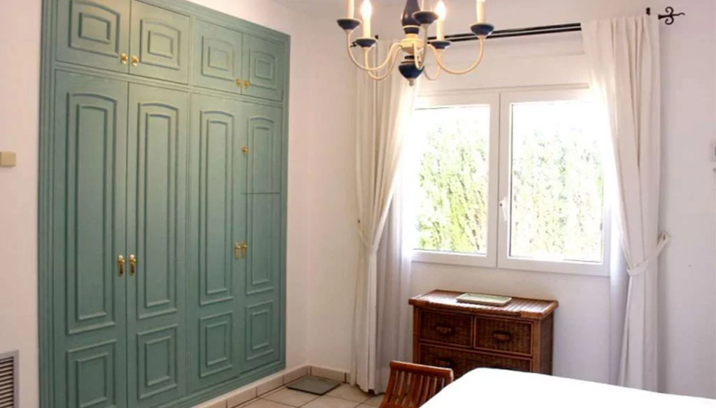 Chalet de cuatro dormitorios en venta en Dénia – Stirling Ackroyd Spain