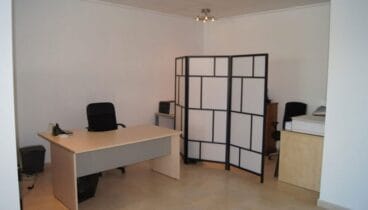 Despacho en local en venta – Javea Houses Inmobiliaria