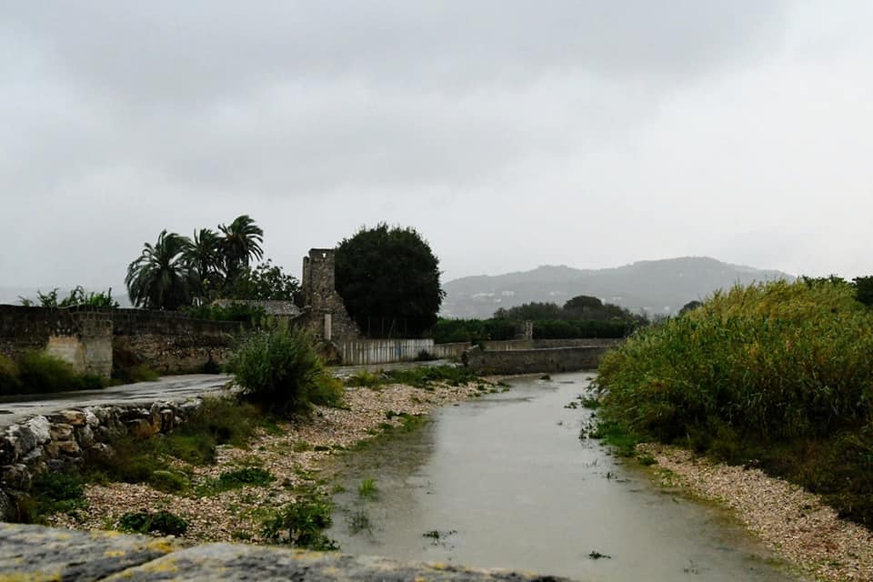Imagen: El caudal del río Gorgos ha descendido en las últimas horas