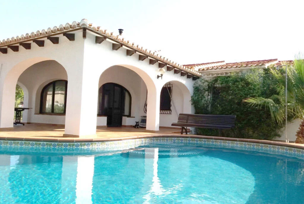 Villa con piscina a la venta en Jávea – Javea Houses Inmobiliaria