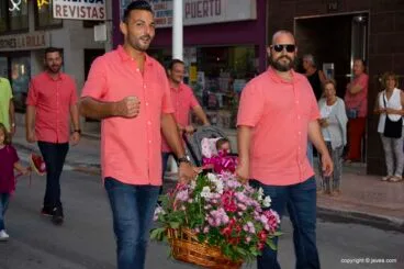 Las peñas participan en la ofrenda de flores Fiestas de Loreto 2019