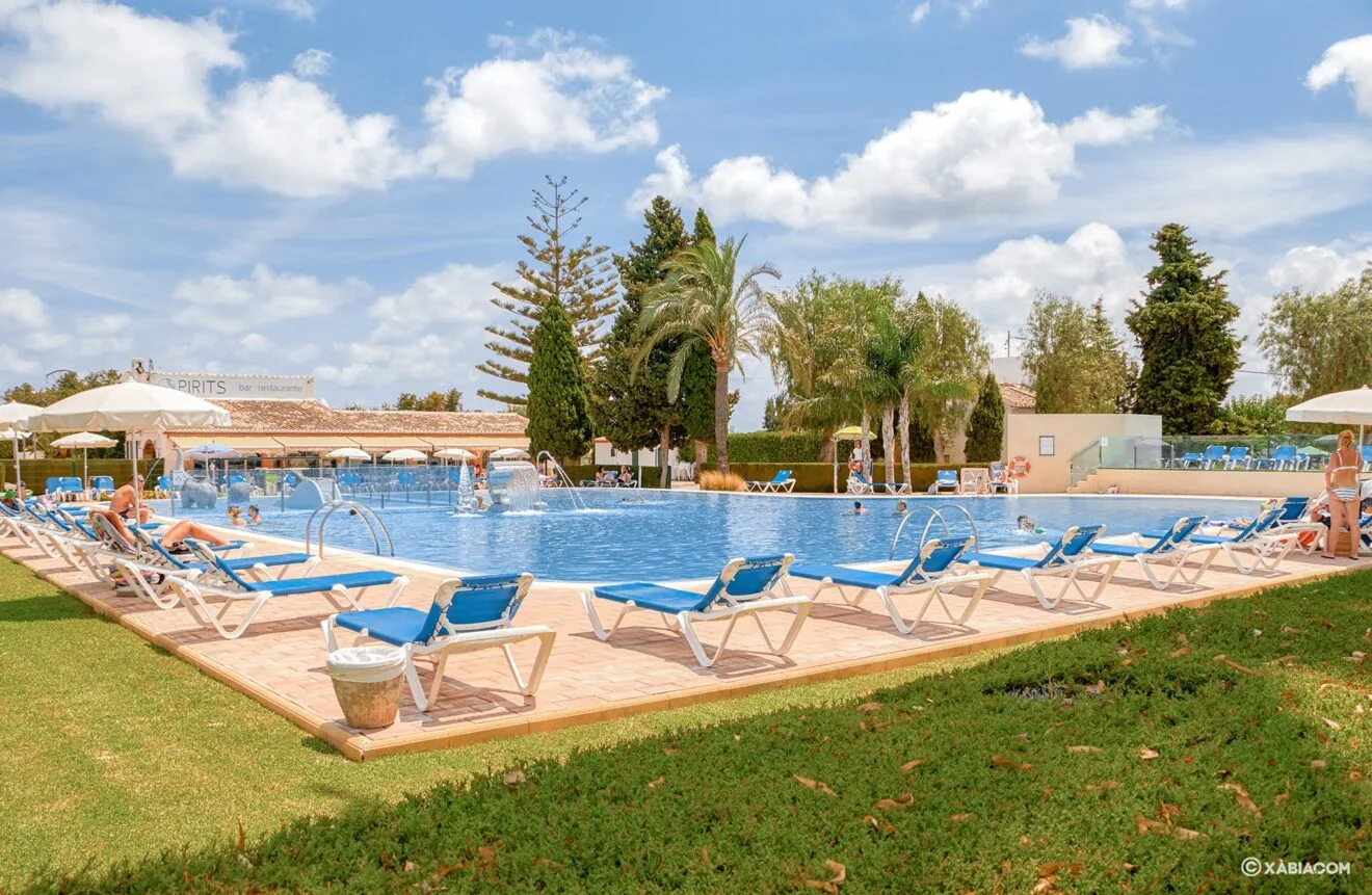 Piscina semiolímpica - Camping Jávea