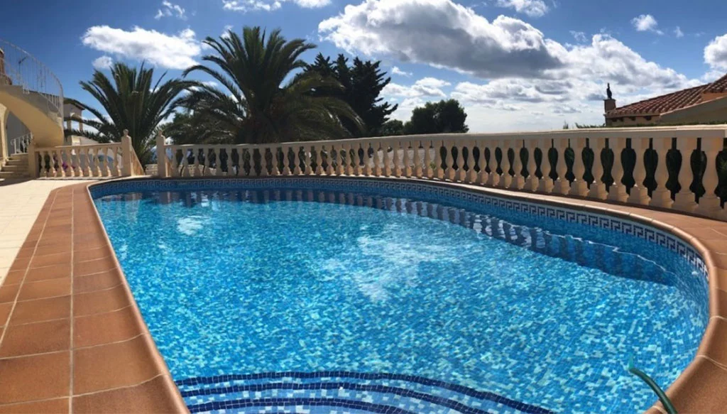 Chalet con piscina en venta en Jávea – Terramar Costa Blanca