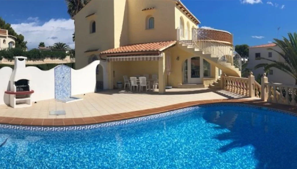 Villa con piscina en Balcón al Mar – Terramar Costa Blanca