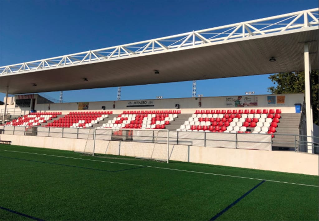 Imagen: Actual cubierta del campo de fútbol de Jávea