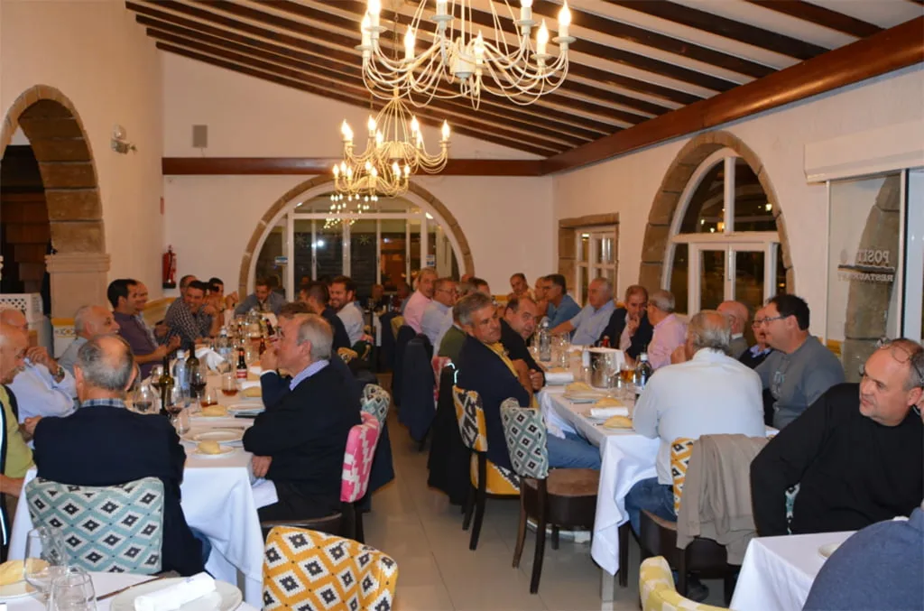Imagen: Ambiente en el aniversario de la Penya La Marina