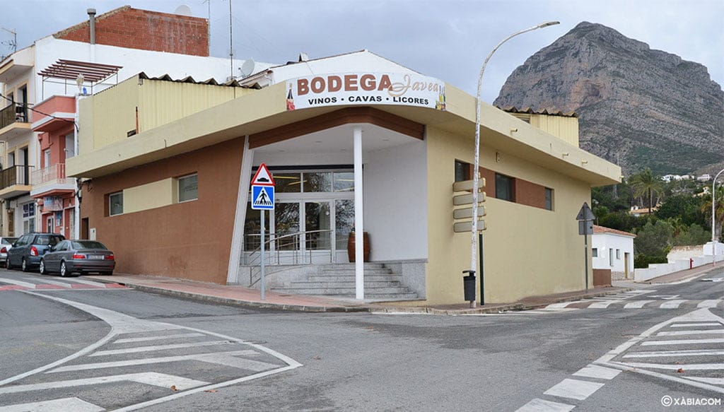 Imagen: Entrada a Bodega Jávea