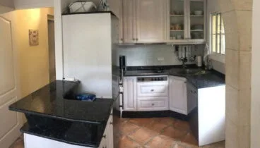 Cocina americana en un chalet en venta en Jávea – Terramar Costa Blanca