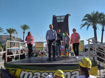 El Ministro, Pedro Duque, en la Marcha por la Vida de Xàbia