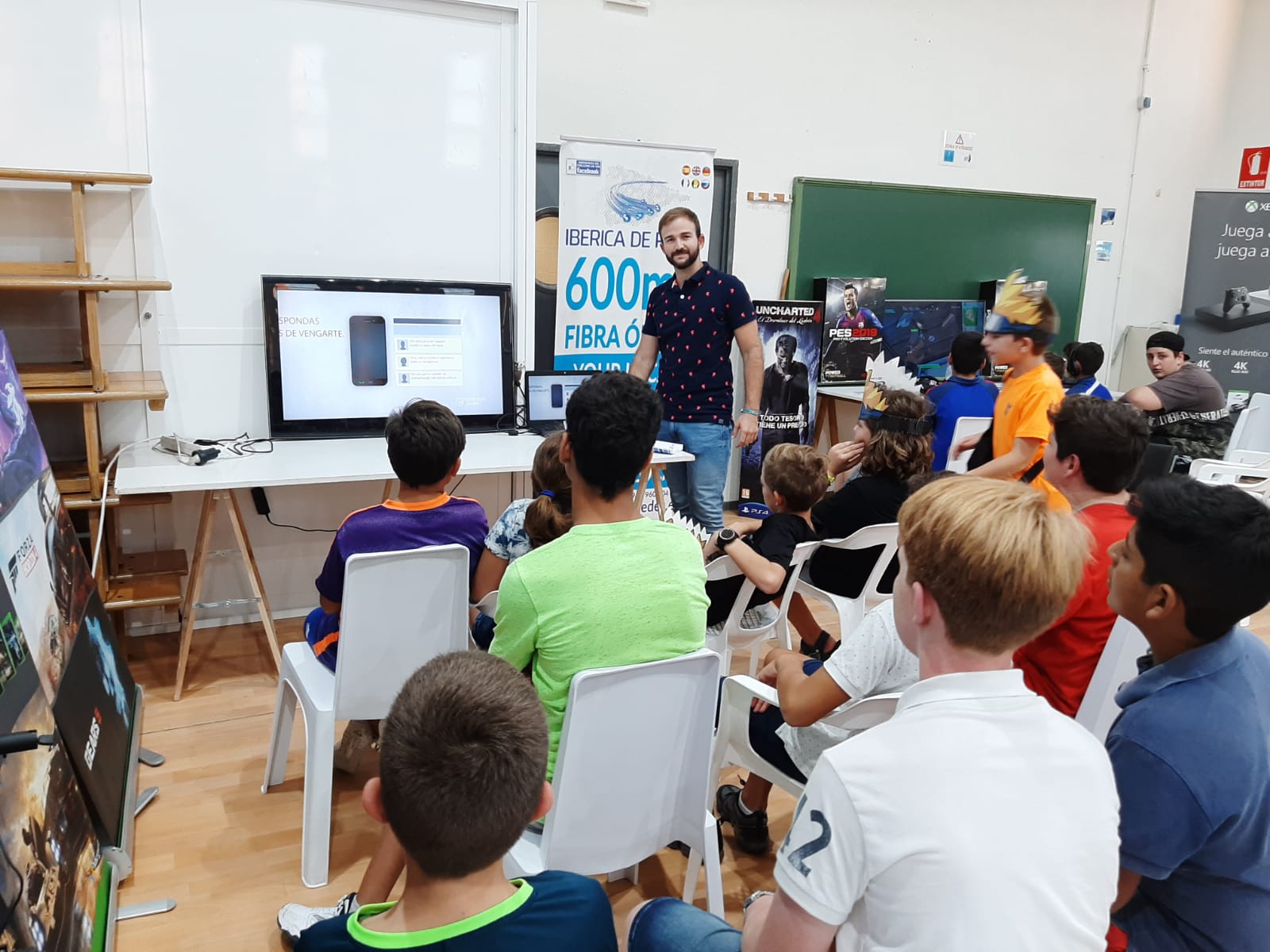 Imagen: Jóvenes participantes en el 'I Gamer Weekend de Benitatxell' (1)
