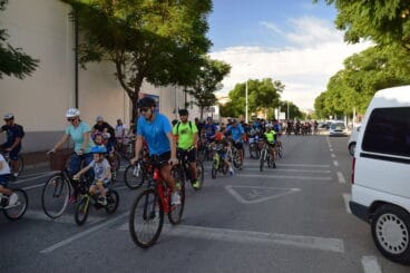 Marcha en el Día de la bicicleta de Xàbia