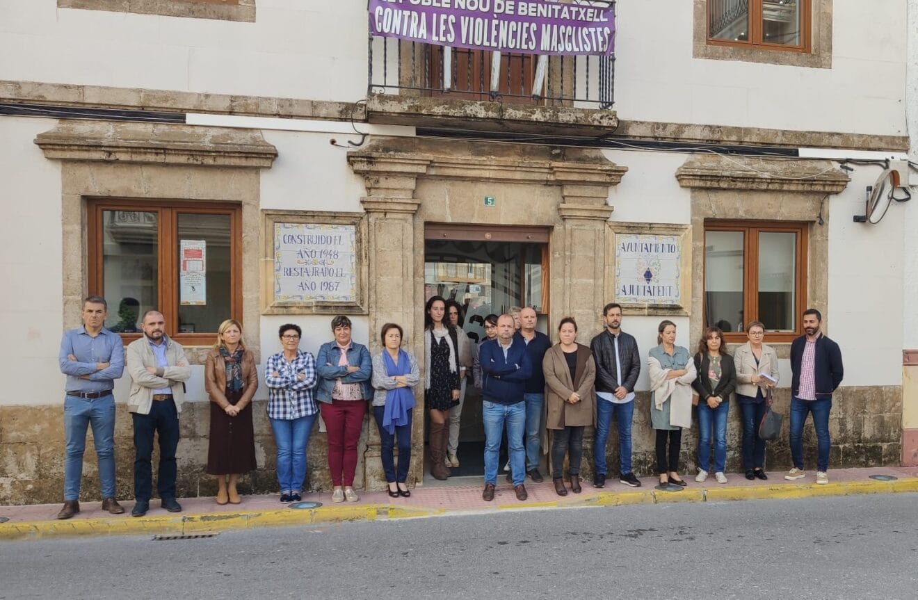 Repulsa a la violencia de género en Benitatxell