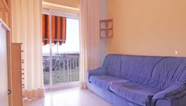 Salón de un piso en venta dentro de Jávea – MORAGUESPONS Mediterranean Houses