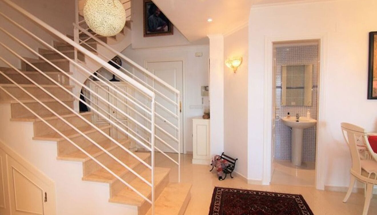 Distribuidor en un ático en venta en Jávea- MORAGUESPONS Mediterranean Houses