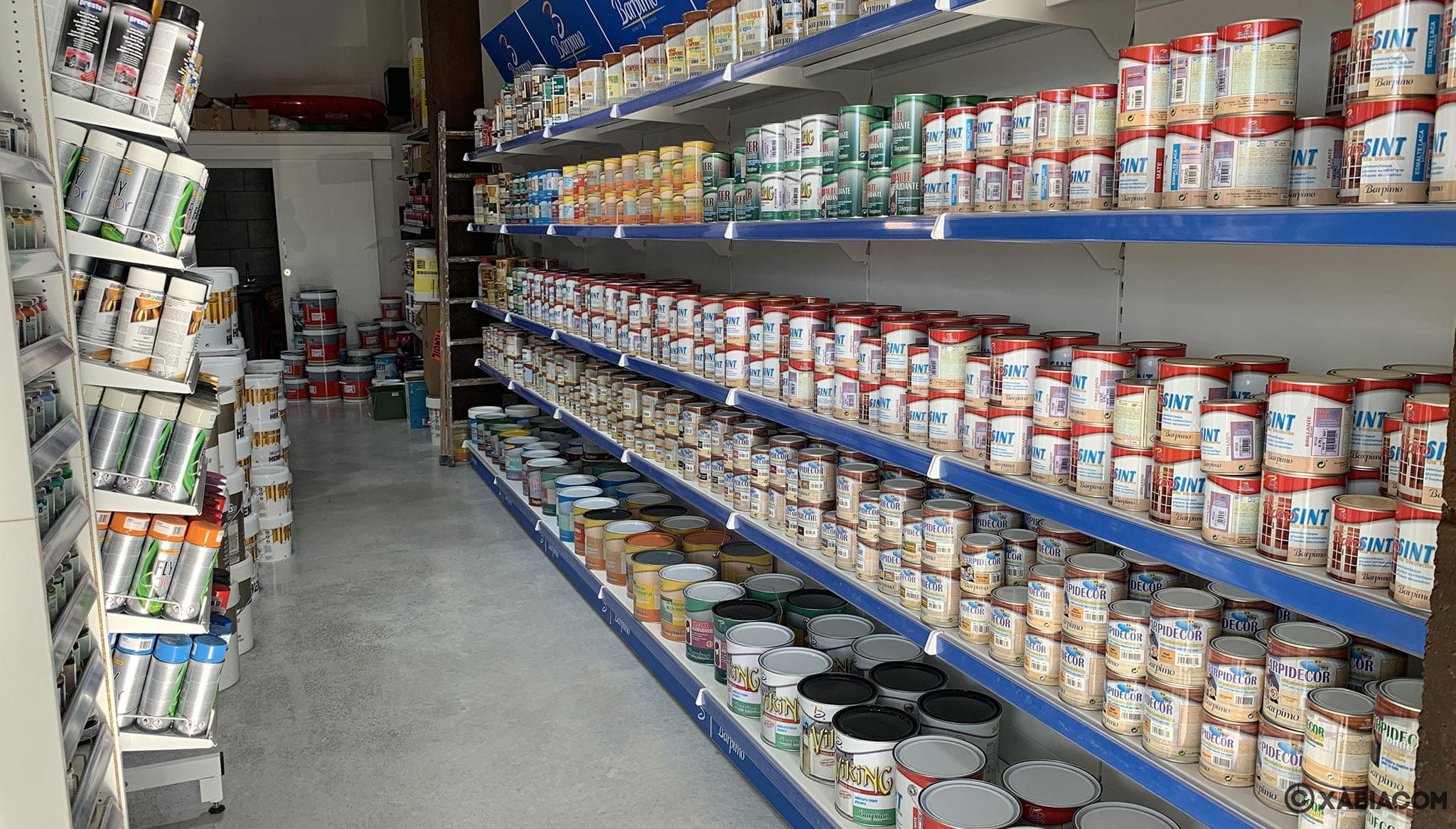 estantes de productos