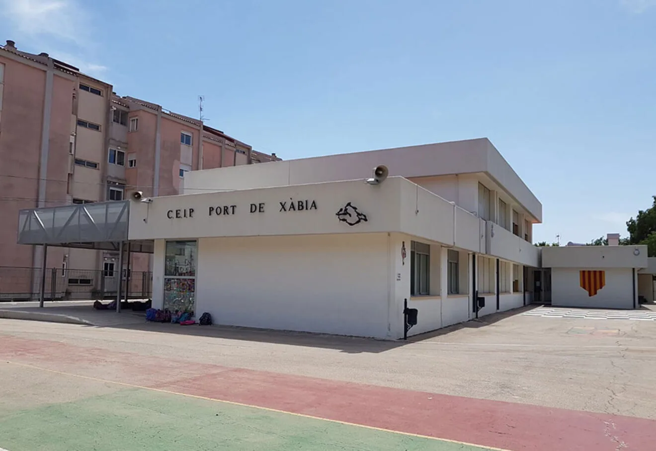 Fachada colegio Port de Xàbia