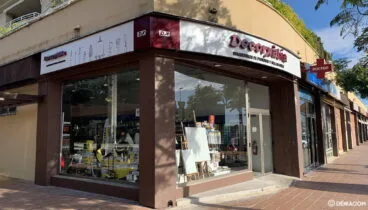 Fachada de Decorxàbia