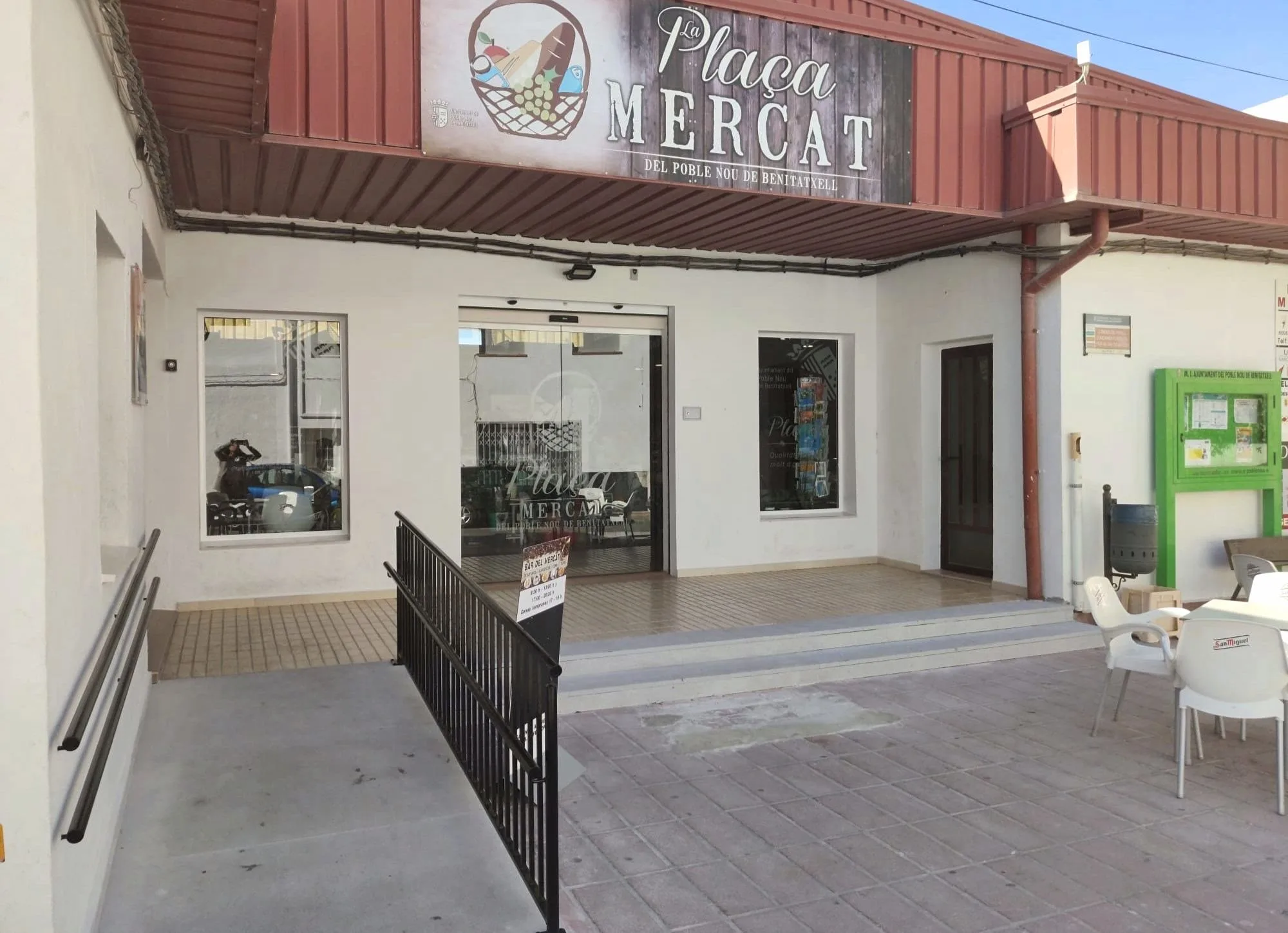 Imagen: Nueva rampa del Mercat de Benitatxell