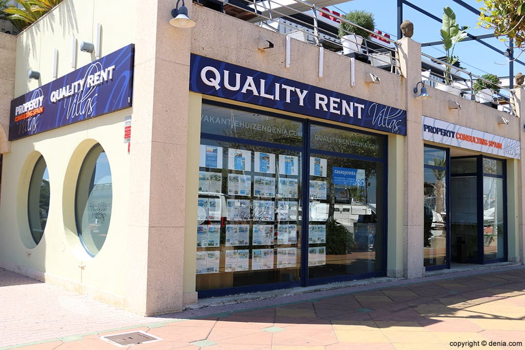 Imagen: Fachada de Quality Rent a Villa en La Marina de Dénia
