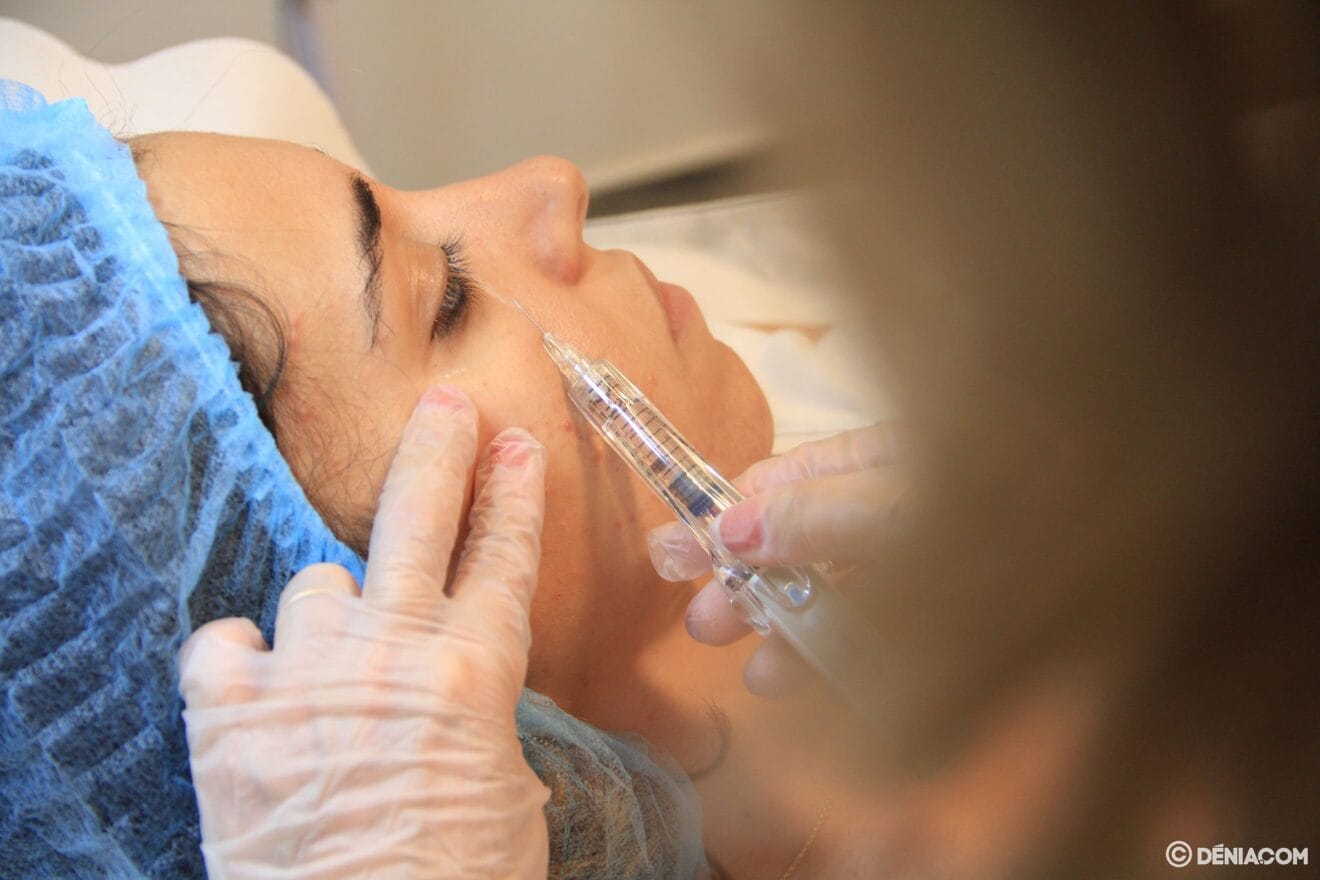 Regala un bono para un tratamiento en Clínica Estética Castelblanque