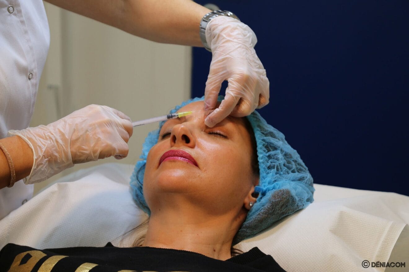 tratamiento-personalizado-como-regalo-de-navidad-clinica-estetica-castelblanque