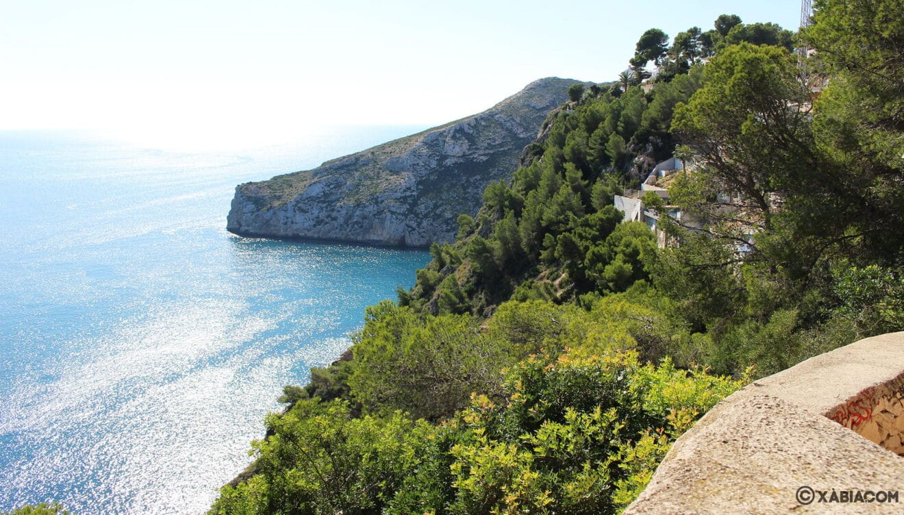 Vistas hacia el sur desde el mirador del Castell de la Granadella