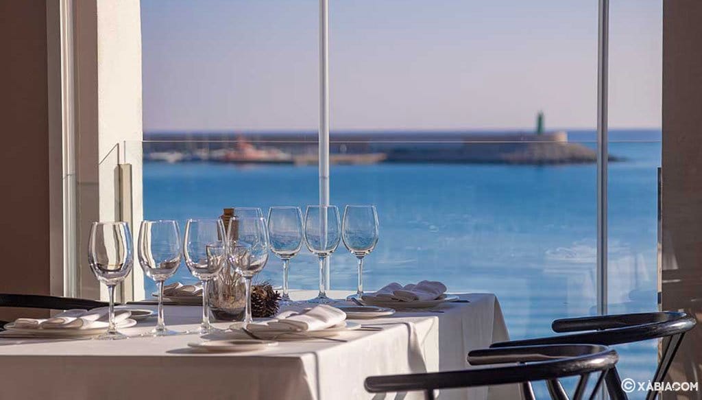 Imagen: Vistas al Mediterráneo desde el Restaurante Noray en Jávea