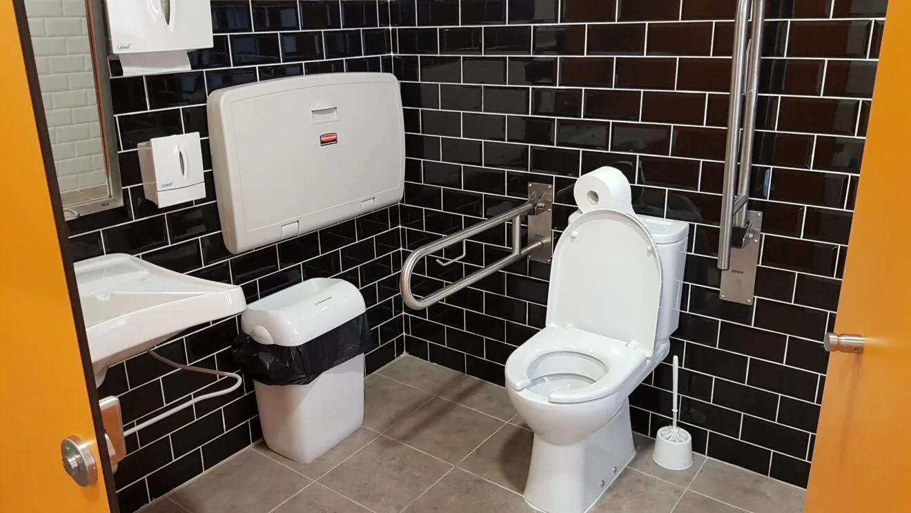 Baño reformado del Mercat