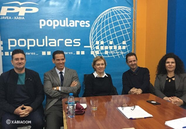 Imagen: Concejales del PP Xàbia