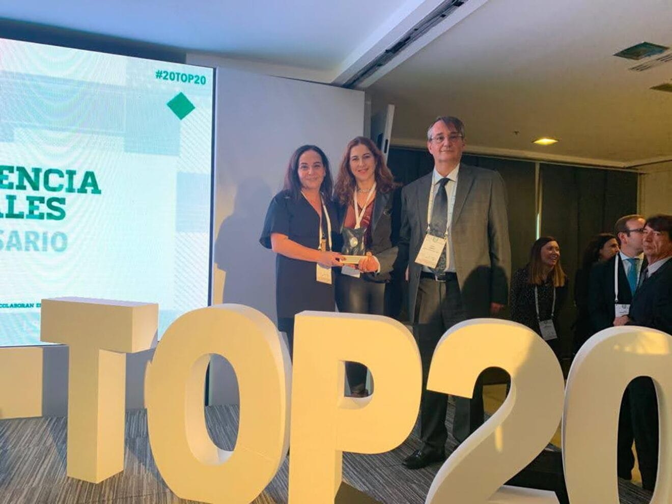 Entrega del premio al Hospital de Dénia