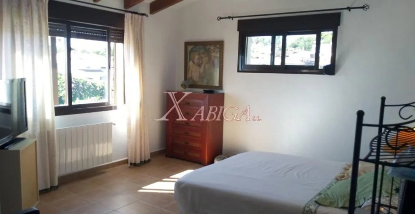 Habitación de una casa en venta en Jávea - Xabiga Inmobiliaria