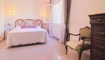 Habitación principal en un chalet en venta en Jávea – MORAGUESPONS Mediterranean Houses