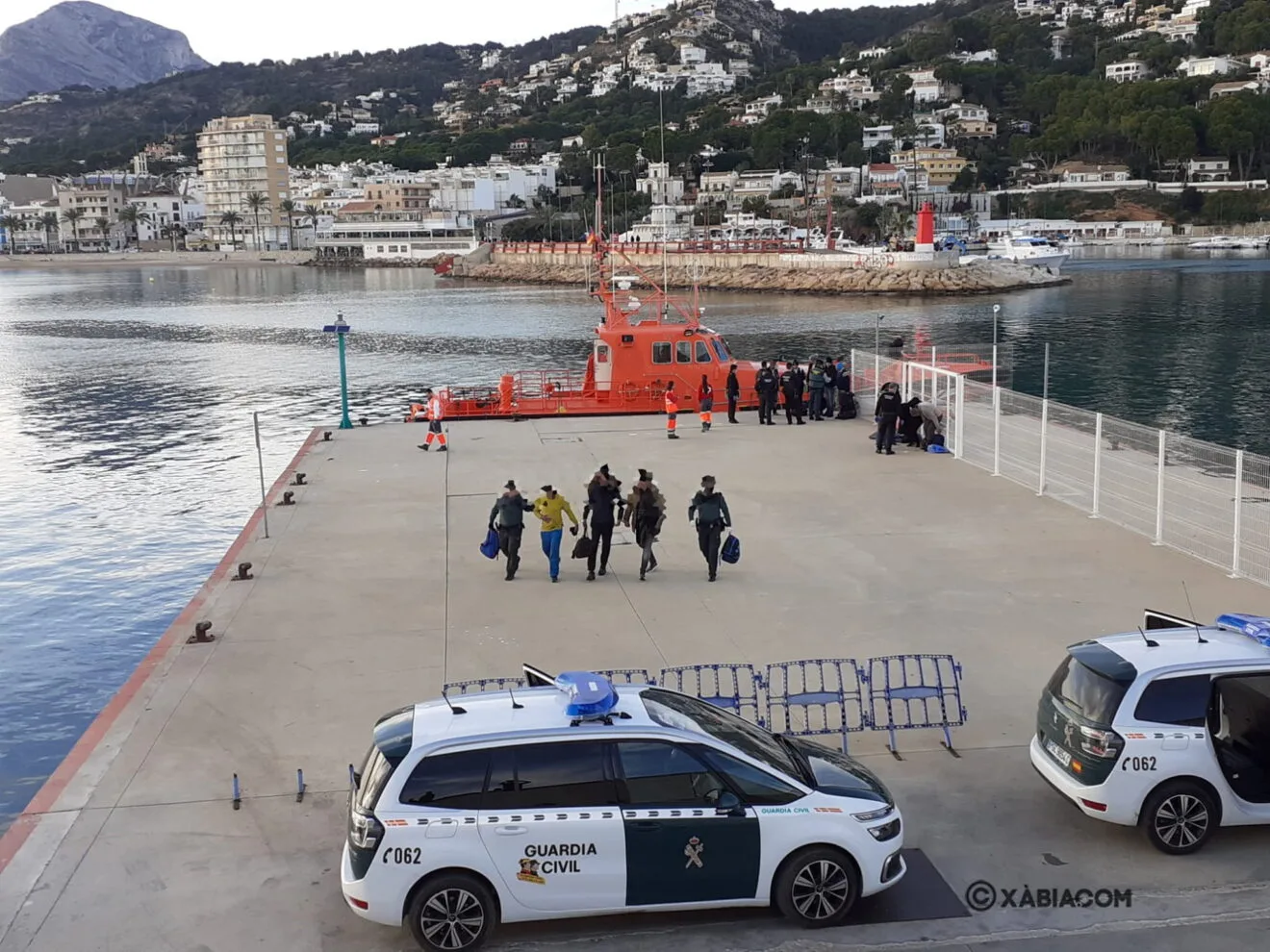Llegada de los migrantes al puerto de Xàbia