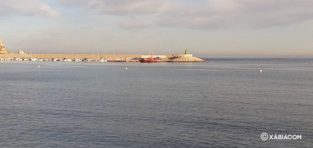 Imagen: Llegada de Salvamar al puerto de Xàbia