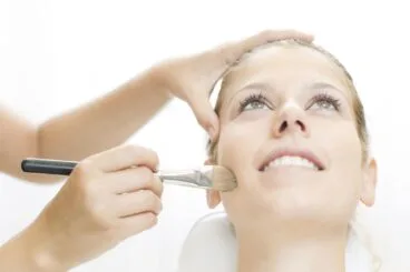 Maquillaje para estas fiestas en Centro de Belleza Conchi Mulas