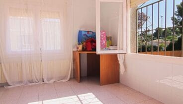 Ventana en un chalet en venta en Jávea – MORAGUESPONS Mediterranean Houses