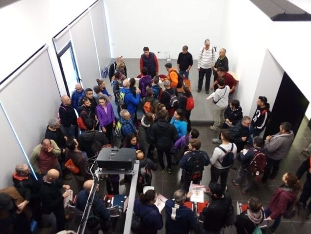 Imagen: Voluntarios en la búsqueda de Miguel Ángel