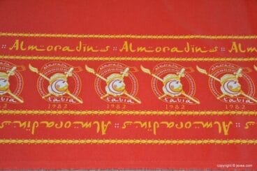 Alfombra roja con el logo de la Filà en el desfile de gala de 2019