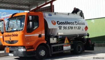 Camión de suministro de gasóleos a domicilio – Gasóleos Dénia D