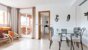 Comedor en un apartamento moderno en venta en Jávea –  Inmobiliaria Belen Quiroga